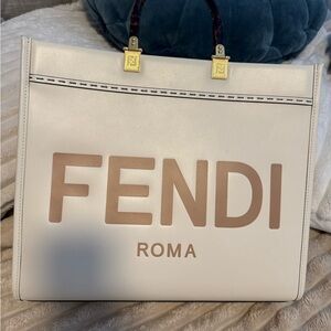 Fendi Medium Sunshine Tote